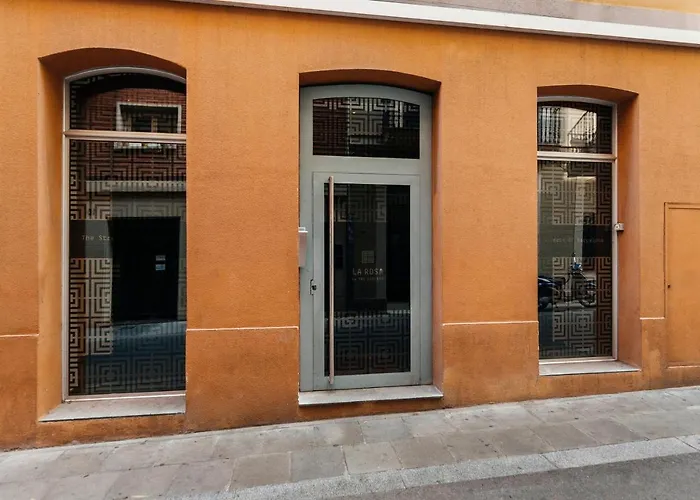 Tsa La Rosa Apartament