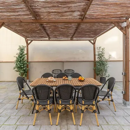 Apartment Tsa La Rosa