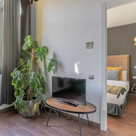 Tsa La Rosa Apartment *